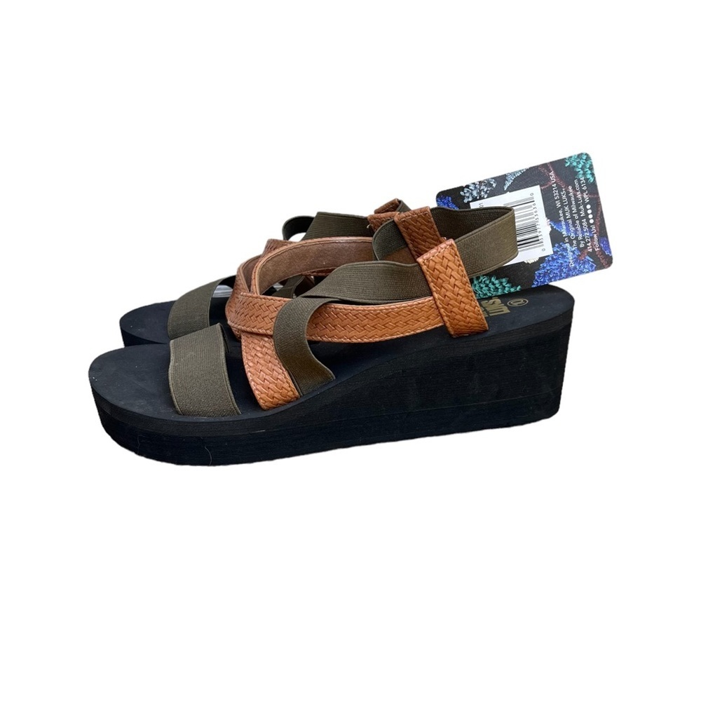 New with tags Muk Luks Sabine Comfort Wedge Sandals.